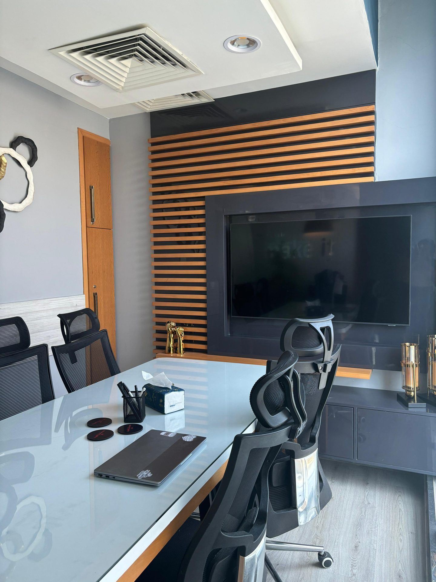 Capital Business Park Office